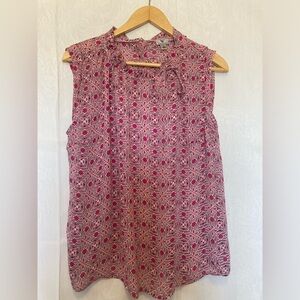 Worthington Size Medium Hot Pink Geometric Pattern Adjustable Ruffle Collar Top